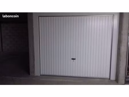 box à louer pour véhicule