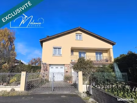 propriété 7 pièces 138 m²