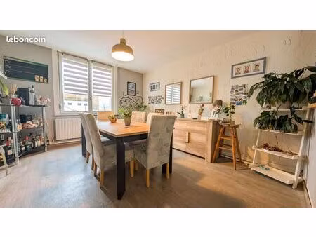 maison 7 pièces 151 m²