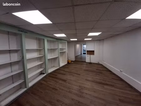 local commercial 82 m² la chapelle sur erdre