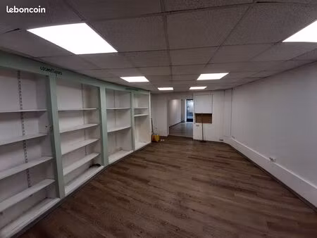 local commercial 85 m² la chapelle sur erdre
