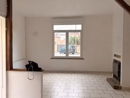 maison semi-individuelle boussois quartier recherché