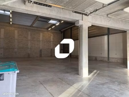 local d'activité 340 m²