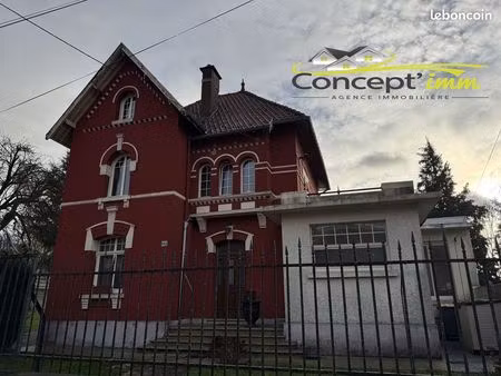 maison 8 pièces 150 m²