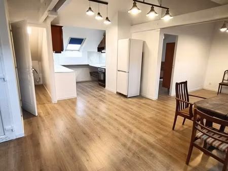 2-3 pieces 67m2 sillé-le-guillaume 72140 hypercentre