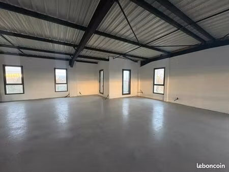 marcy l'etoile local professionnel 70 m²