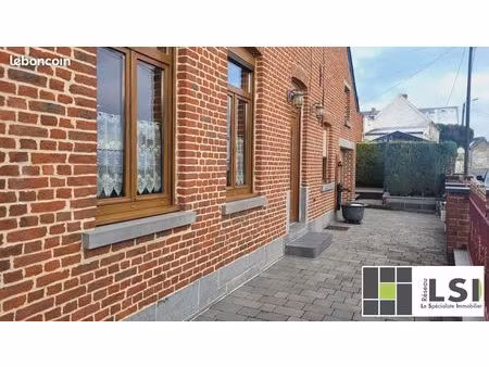 maison 9 pièces 141 m²