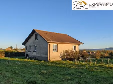 propriété 6 pièces 123 m²