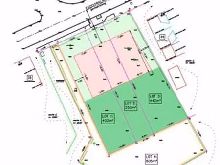 terrain à bâtir pour une construction semi-ouverte dans un q