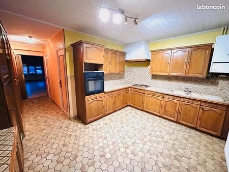 maison 5 pièces 80 m²