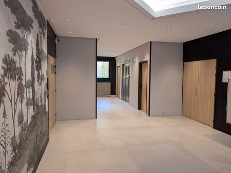 bureaux 50m² rénovés  climatisés