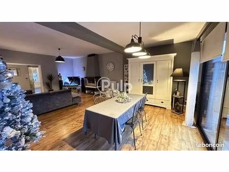 immeuble 9 pièces 204 m²