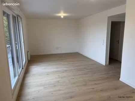 appartement 3 pièces 77 m²