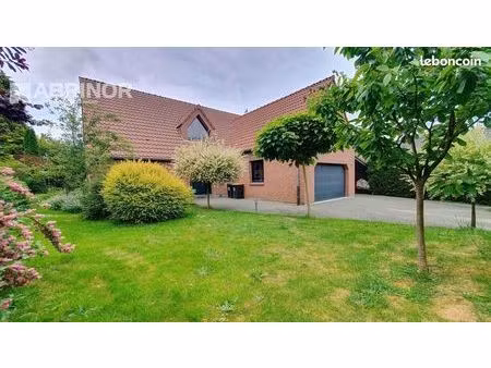 maison 8 pièces 222 m²