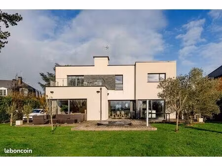 maison 5 pièces 184 m²