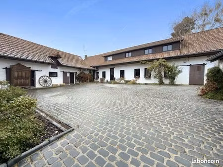 ferme 6 pièces 257 m²