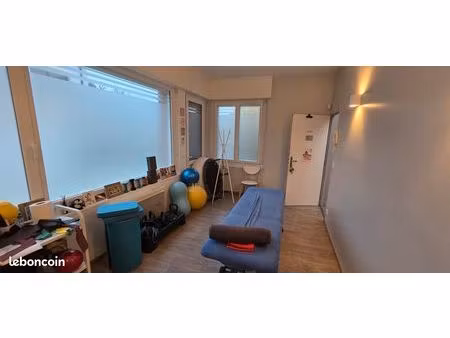 local médical ou paramédical de 15.2m2