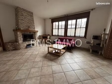 maison 4 pièces 162 m²