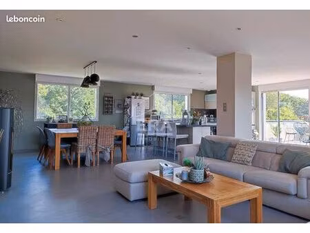 maison 5 pièces 154 m²