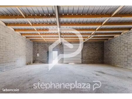 garage/box 186 m² wingles