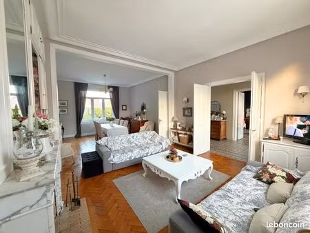 grange 7 pièces 214 m²