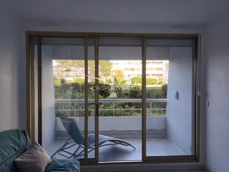 marina baie des anges  studio meublé + parking