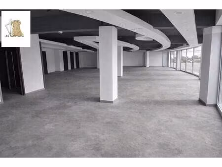 local commercial - 400m ²