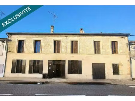 maison de ville de 354m2 avec un restaurant au rdc.