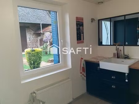 maison de campagne d'environ 70m² 2 chambres  cuisine  séjour  avec studio indépendant d'e