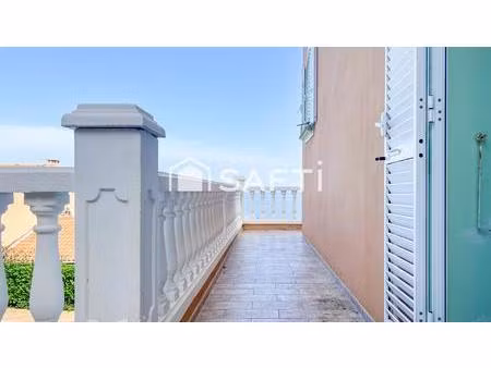 villa vue mer et piscine en corse