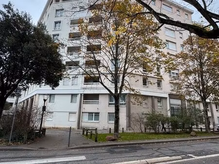 appartement de type 3 + garage + cave