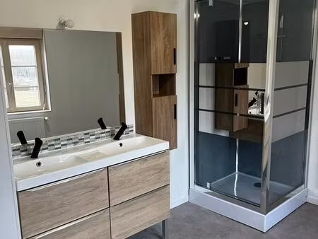 maison de ville entièrement rénovée – 3 chambres