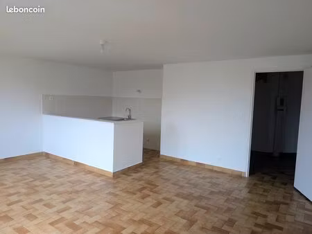 appartement - f3 - 68 m² - 72 vdb