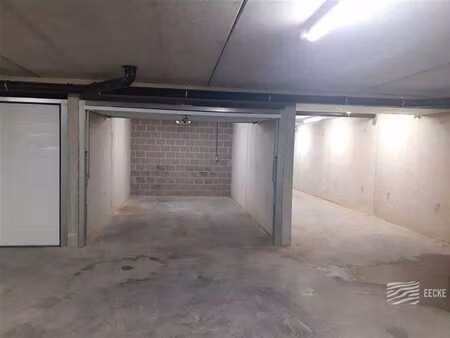parking - garage fermé