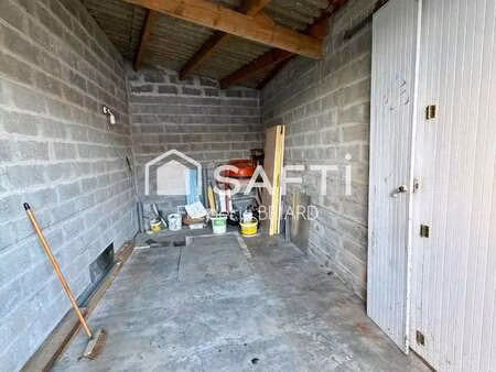 vente garage et parking aux sables-d'olonne (85100) : à vendre / les sables-d'olonne