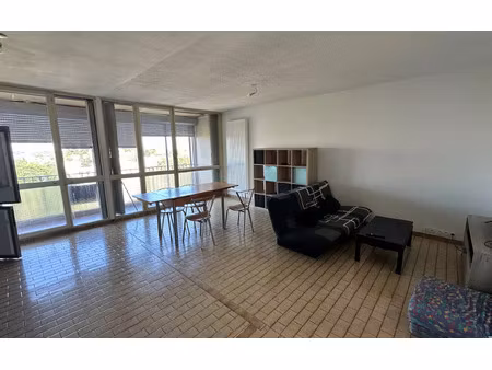 location appartement  79 m² t-4 à montpellier  1 081 €