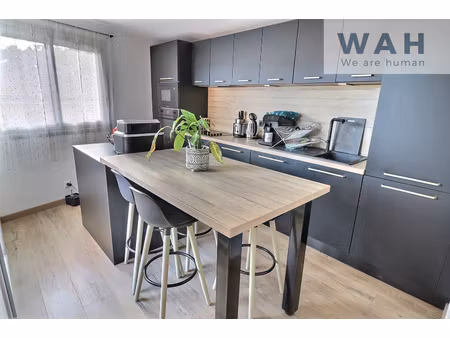 a vendre appartement 4 pieces clermont l'heraul 93 m2