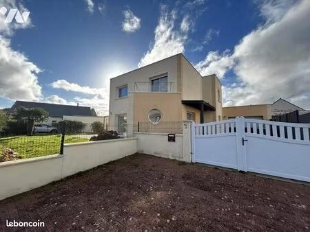 maison 7 pièces 126 m²