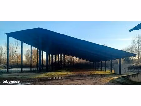 ⛺ stockage caravane / camping-car – sous hangar – site clôturé