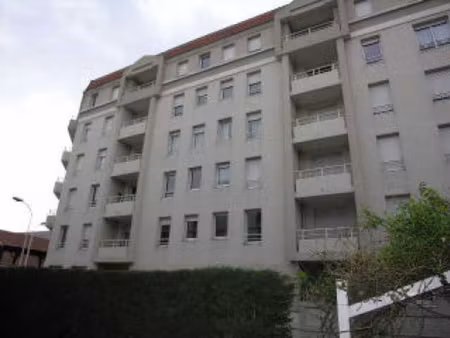 rue ste anne de baraban  dans immeuble des années 2000  t3 e