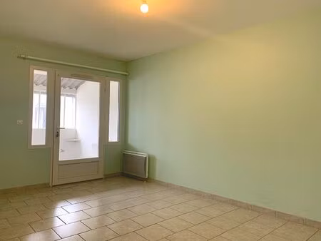 maison t2 - brie-sous-archiac