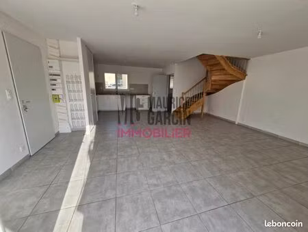 villa 4 pièces 87 m²