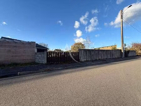 vente terrain à redon (35600) : à vendre / 745m² redon