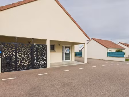 immobilier professionnel à louer la chapelle-saint-luc