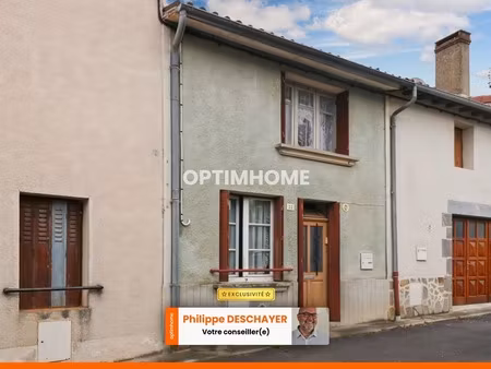 maison de ville sur deux niveaux - 3 pièces - 2 chambres - dépendance - garage - terrain 6