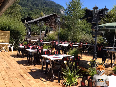 mur et fonds de commerce + appartement duplex à vendre – bell