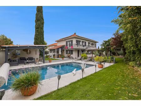 maison rillieux la pape 6 pièce(s)