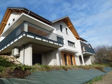 maison mitoyenne de 2024