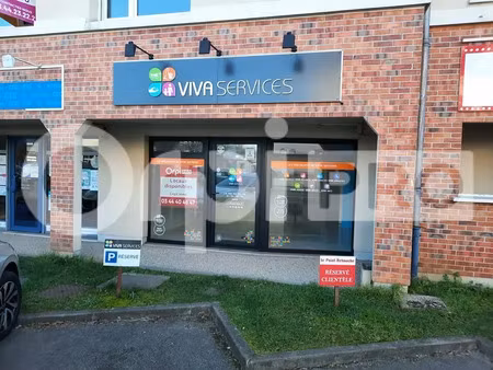 local commercial a louer