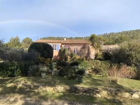 en exclusivité  maison de plain-pied avec dépendances